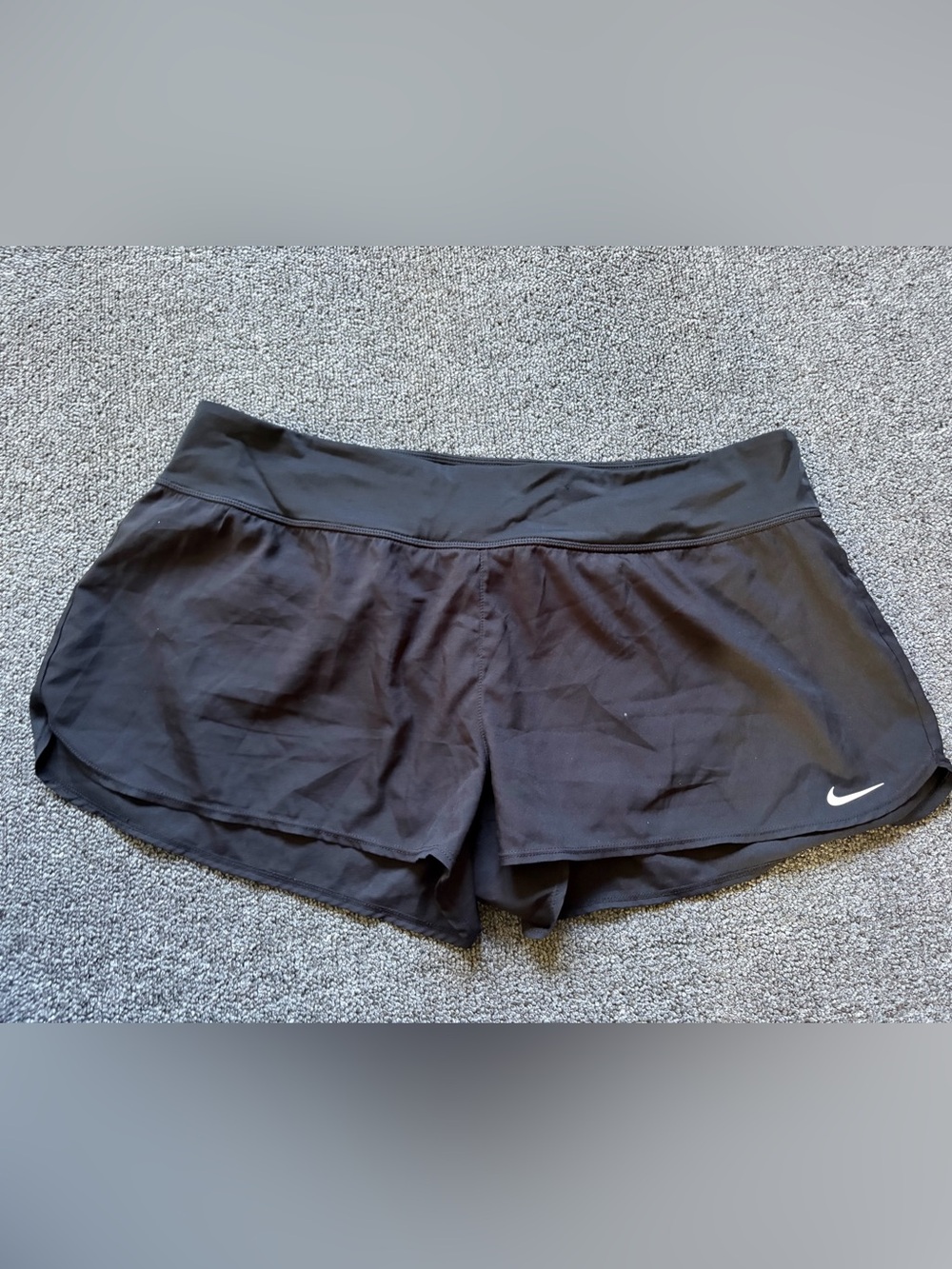 Women’s Black Nike Athletic Shorts - Classic Performance XL